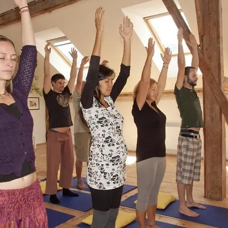 Yoga Alpenretreat Alojamento de Acomodação e Pequeno-almoço Nassereith